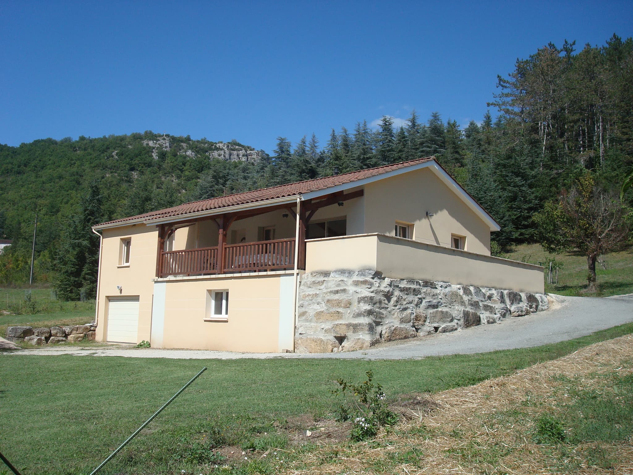 Facade avant