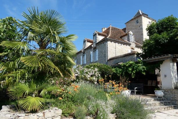 Maison Bonneval - Extérieur du château Plagne