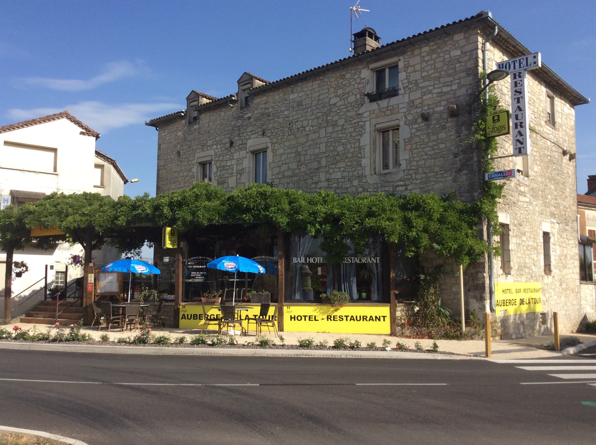 Auberge de la Tour Sauzet