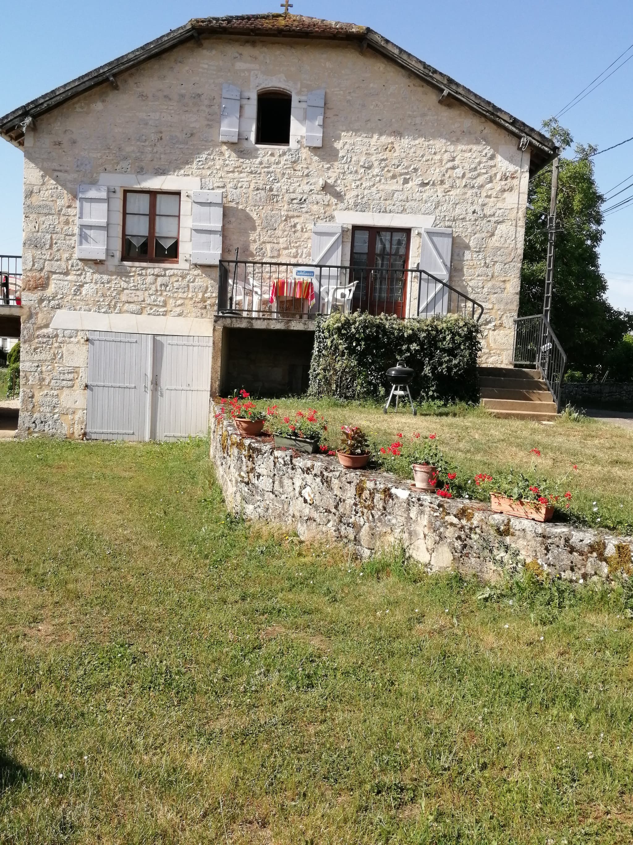 Les Pierres