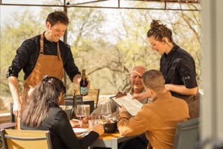230706_Table de Charrou