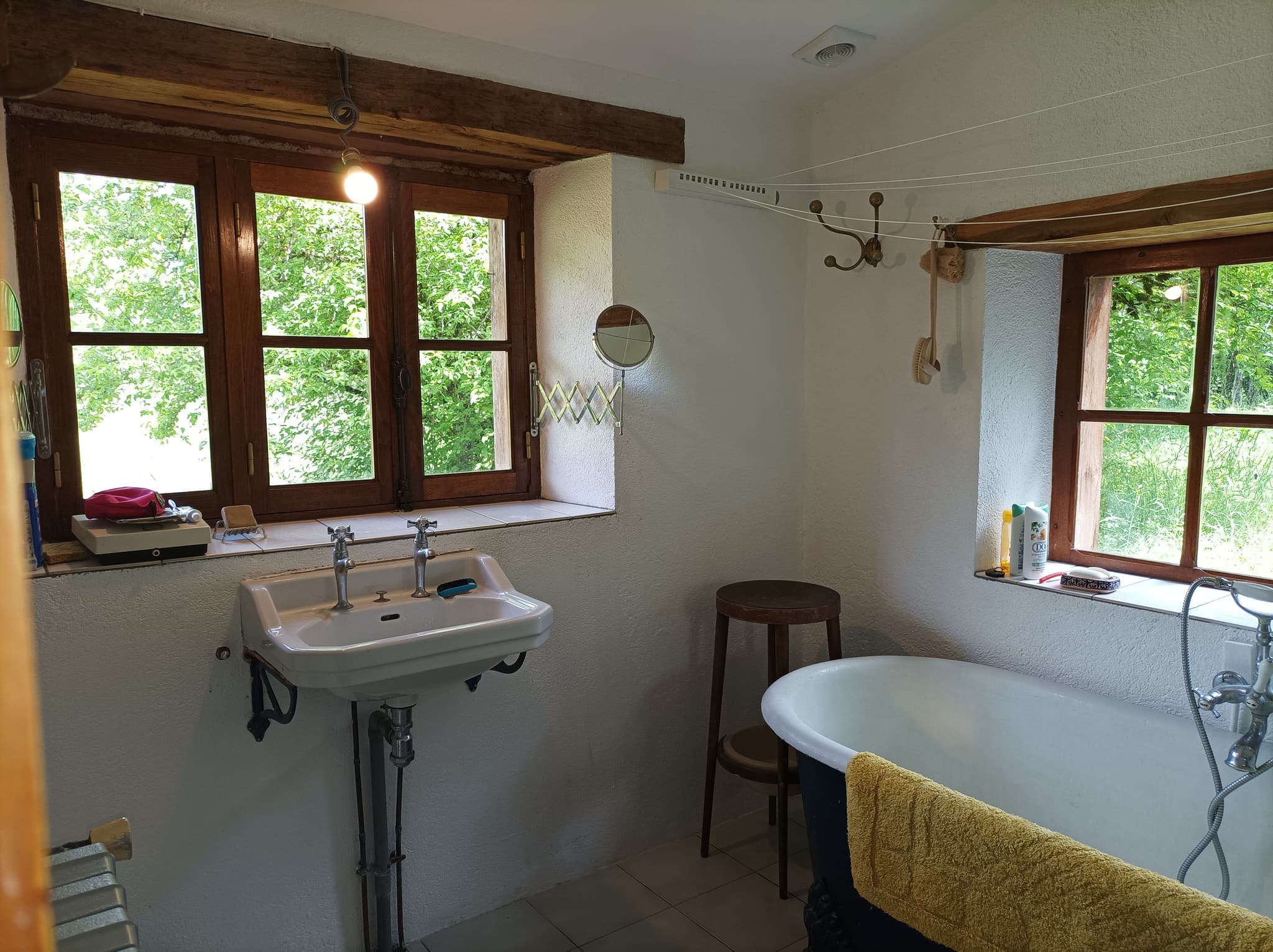Maison d'été en pleine nature