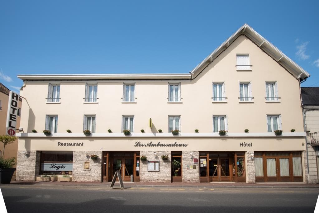 Les Ambassadeurs_Souillac_façade