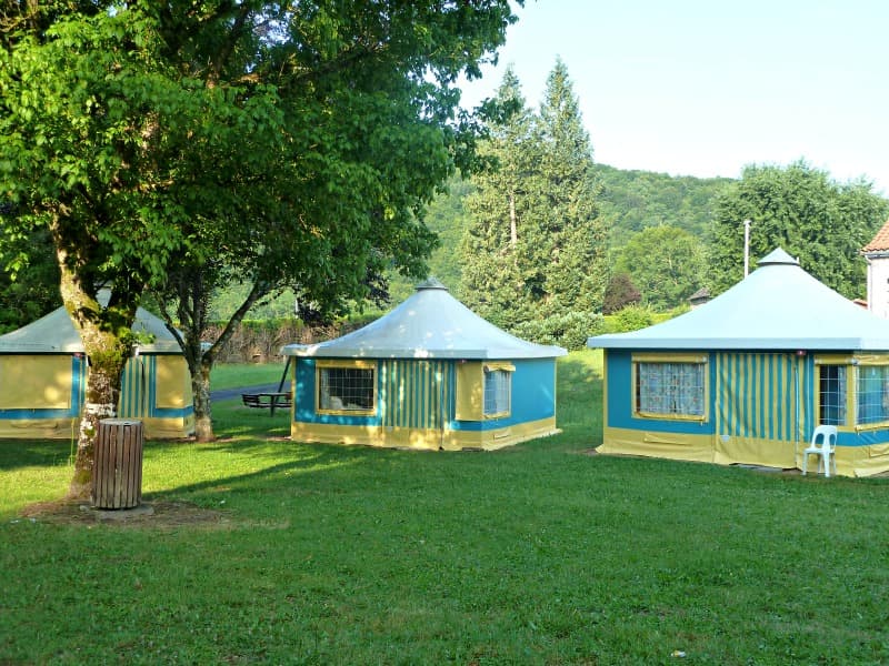 Camping les Eaux Vives