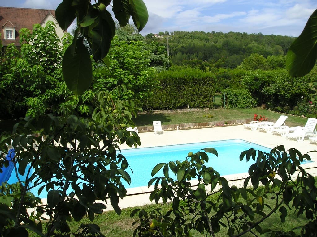 LocationLesRosiers-StSozy_piscine coverte