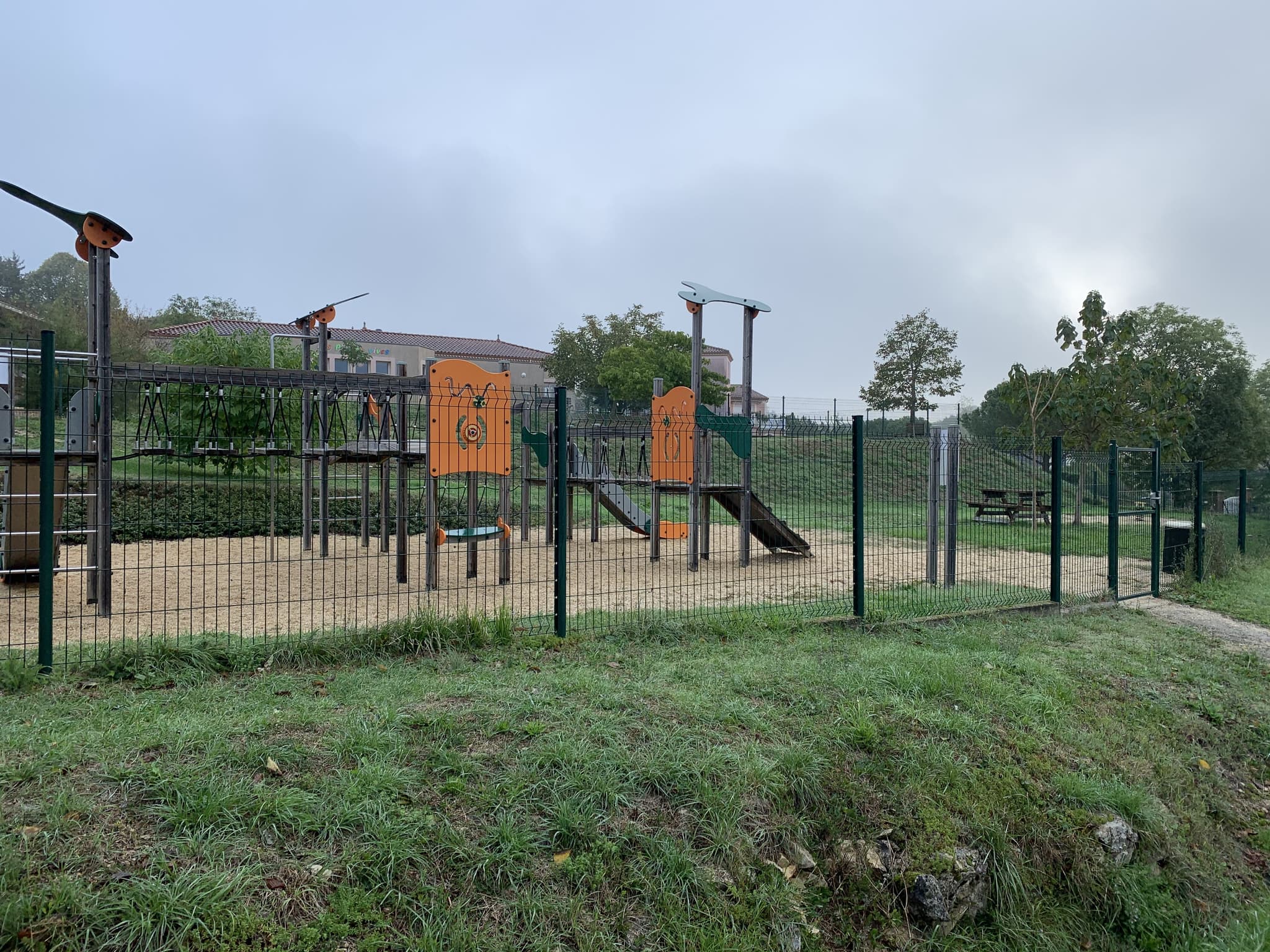 aire PN St Pierre Lafeuille