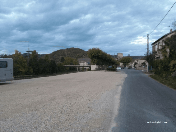 aire-campingcar-luzech