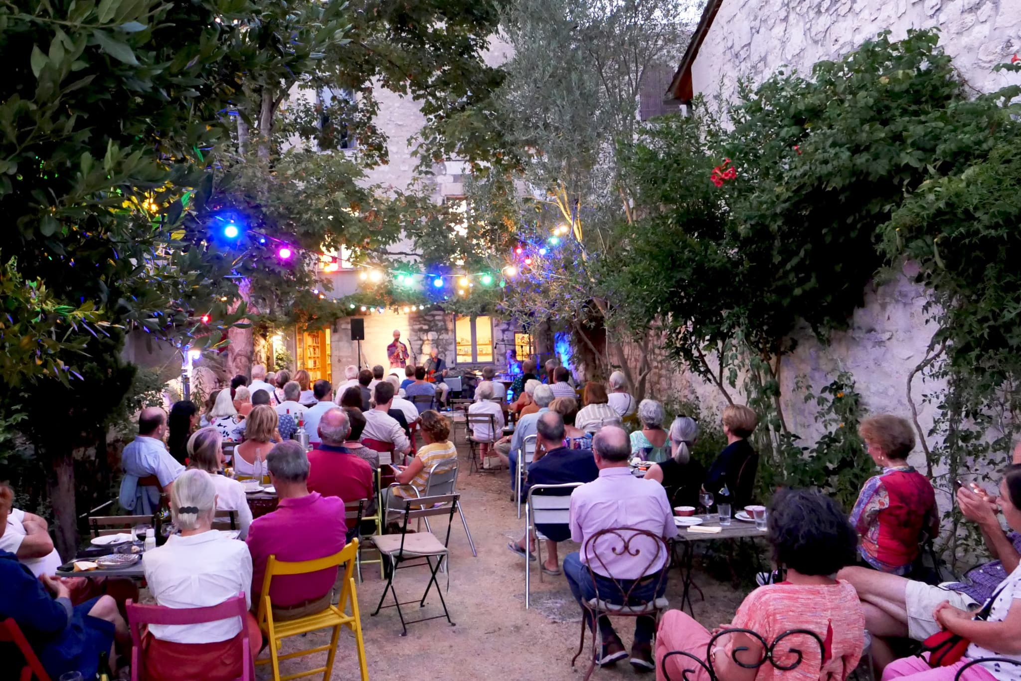 concert-dans-le-jardin-jazz-scaled