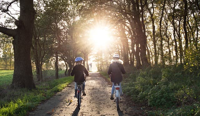 girls en vélo