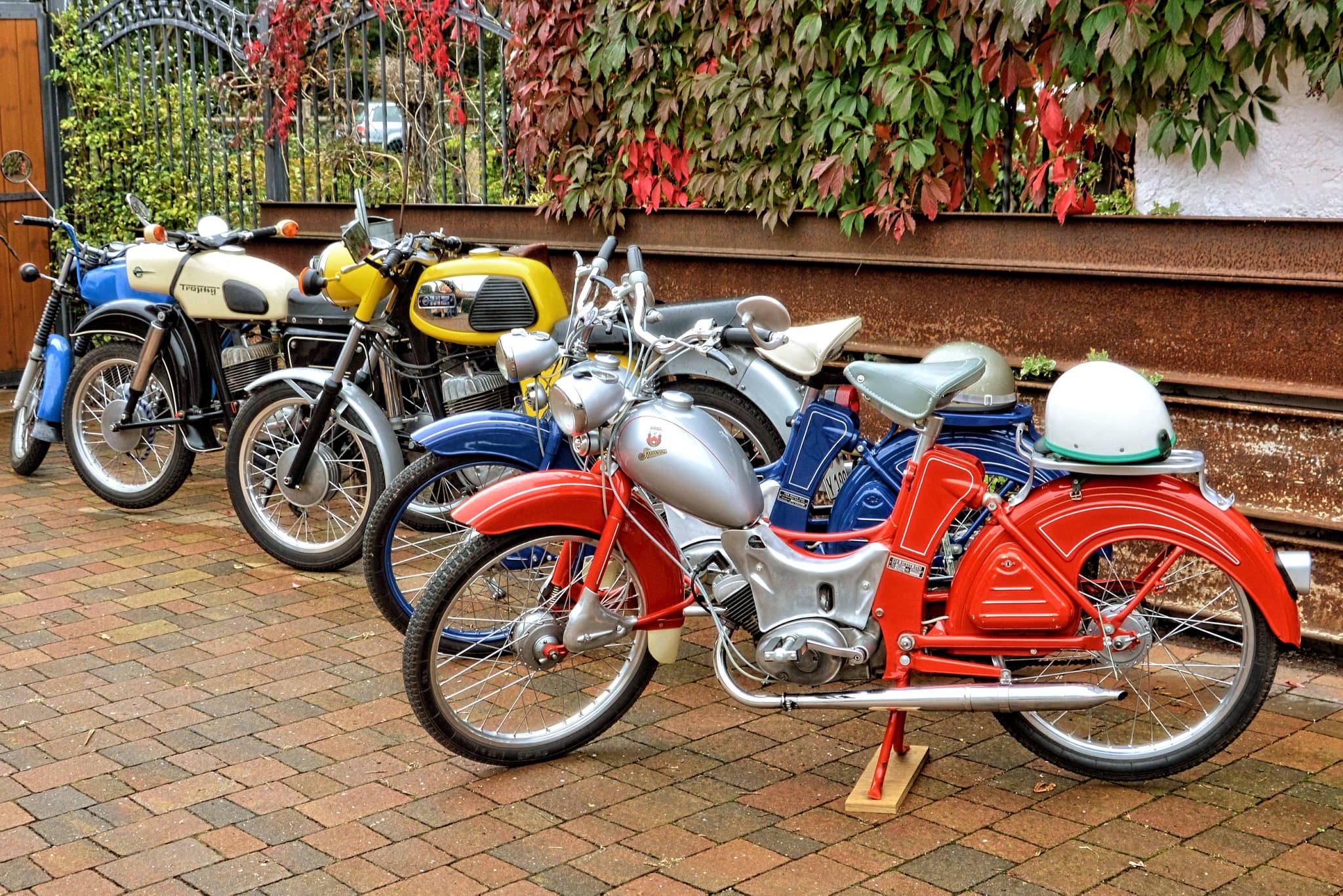 hansbenn-motorcycles-1711872