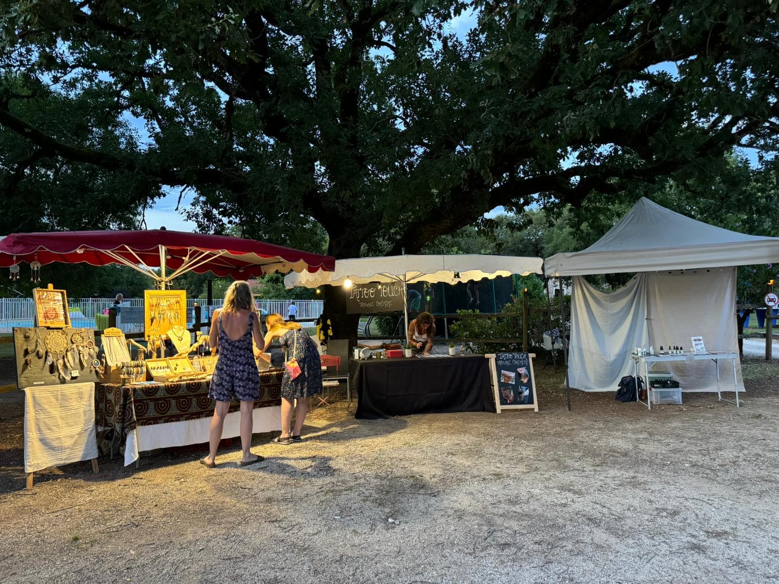 marché camping Le Roc