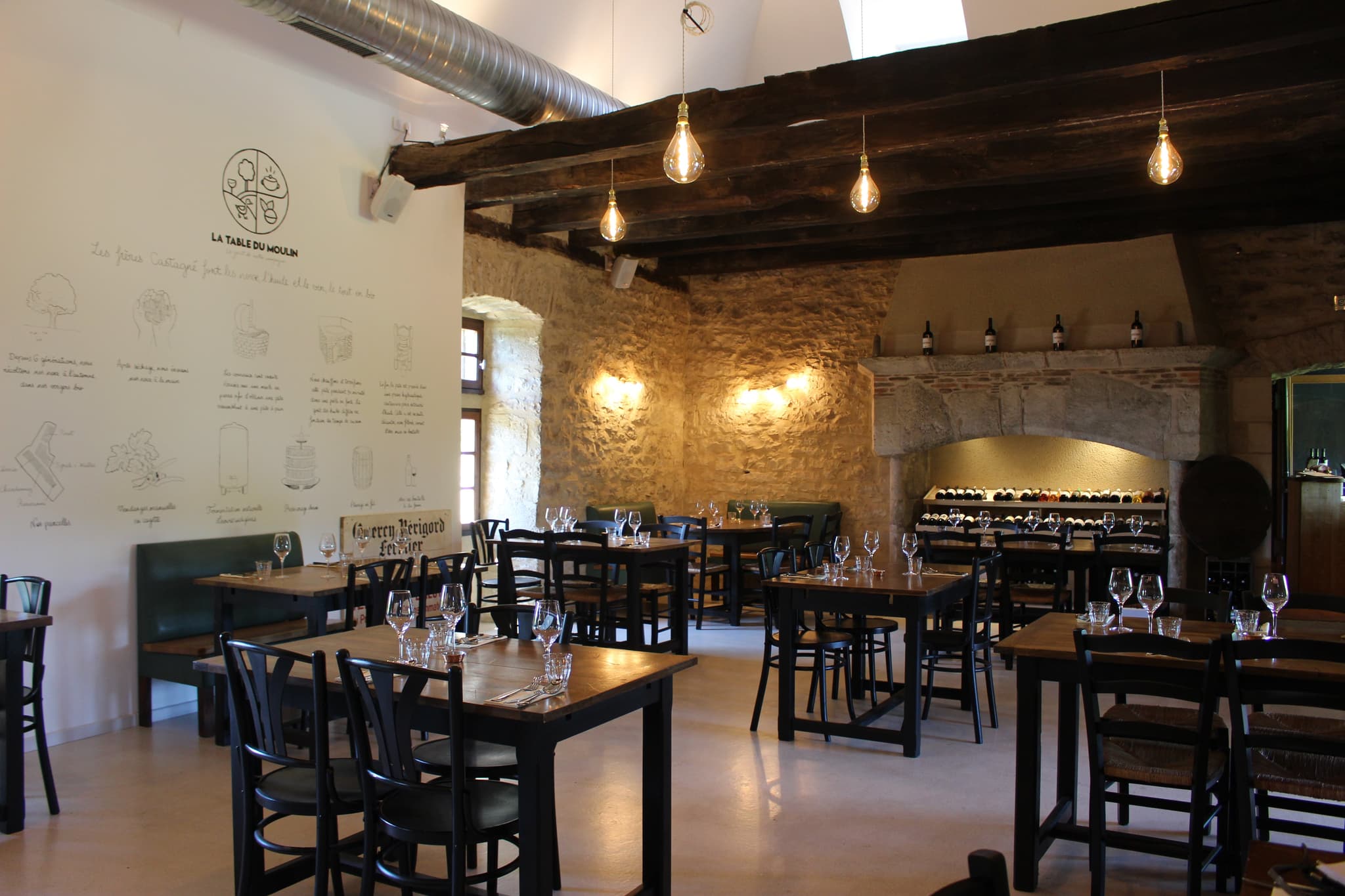 salle-table-moulin-1