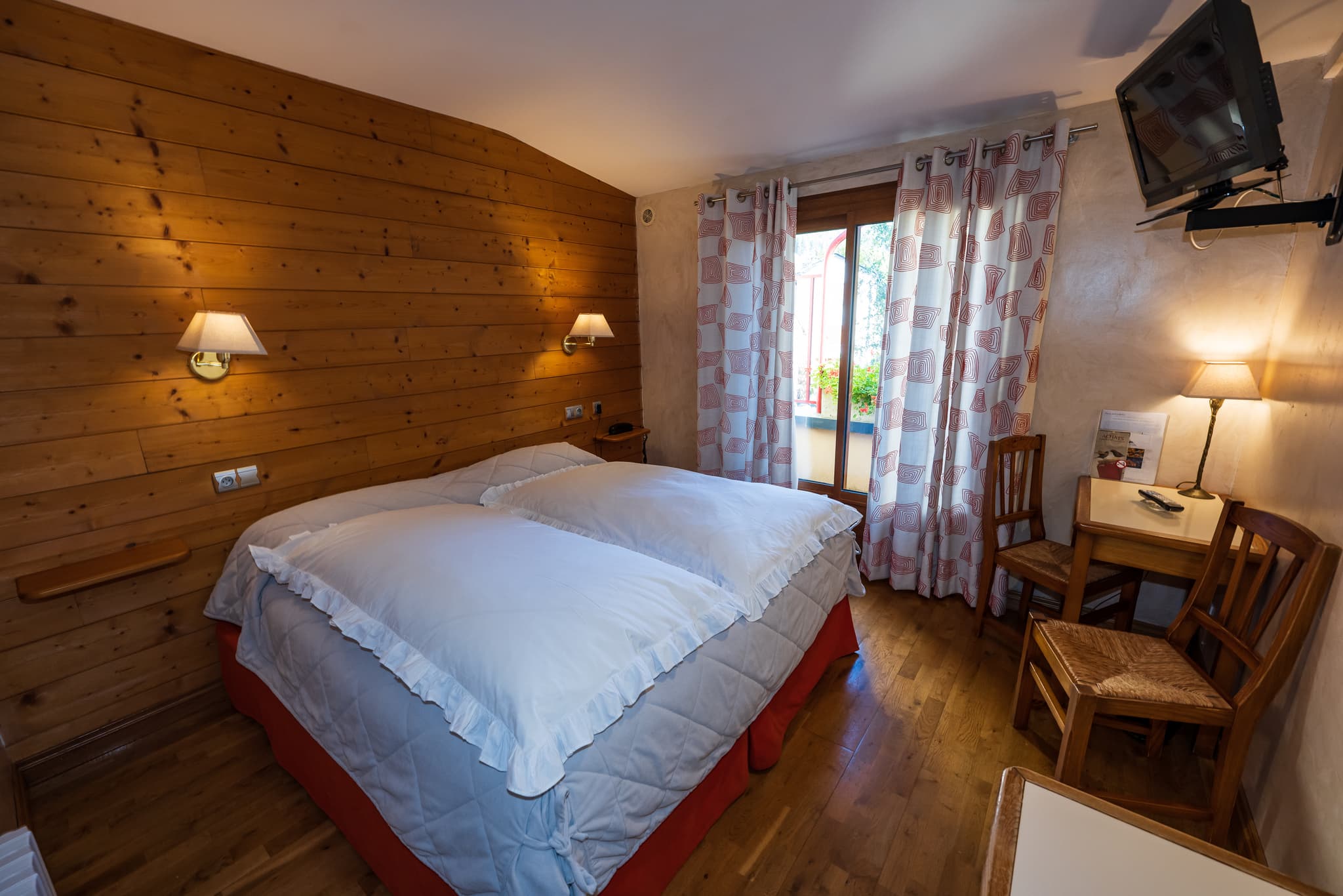 Chambre hotel cevennes
