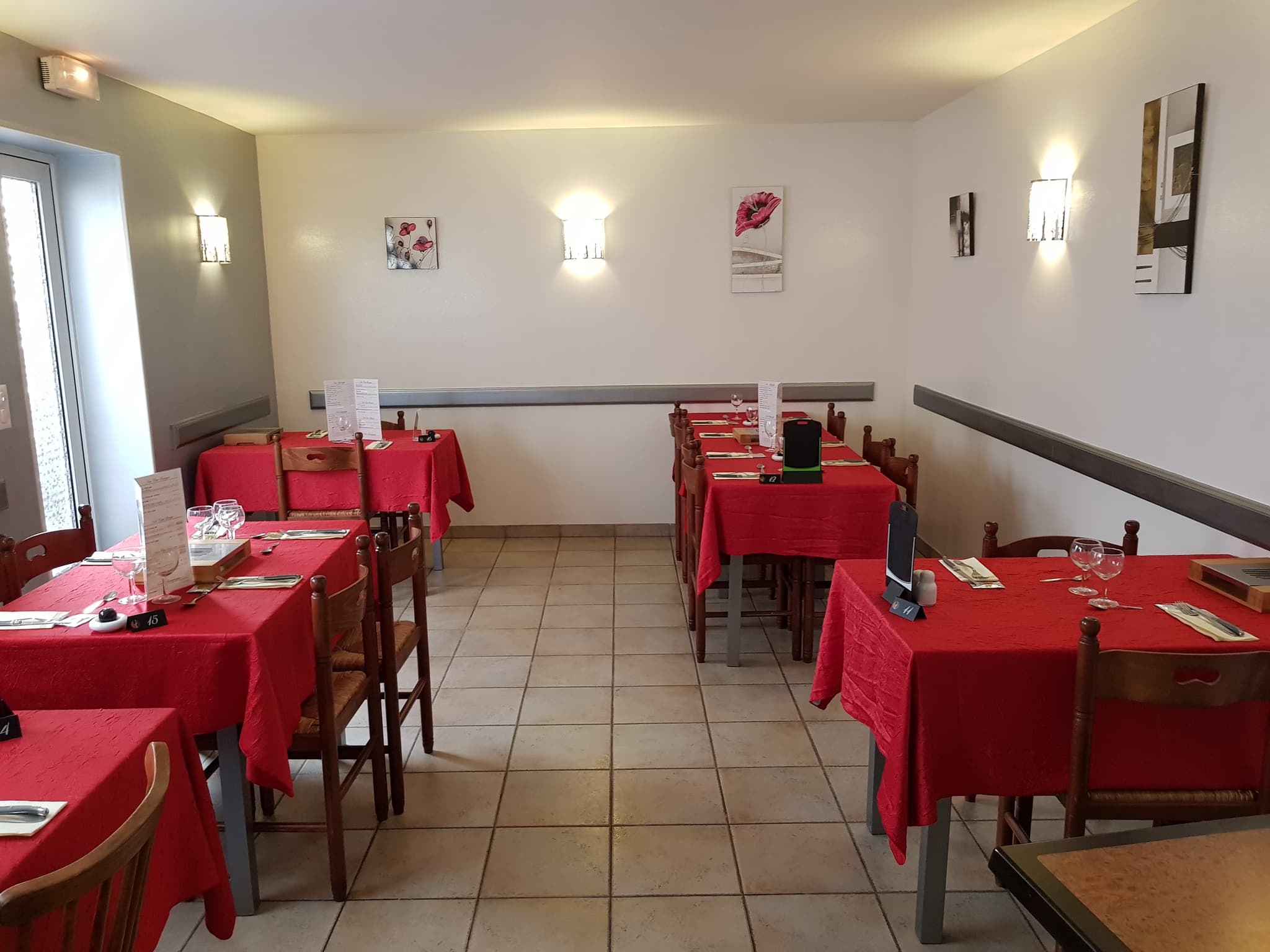 Salle de restaurant arrière