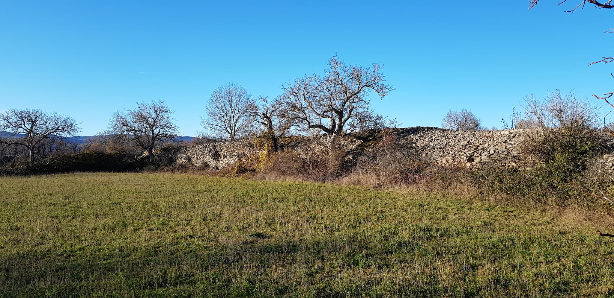 Murs en pierres sèches