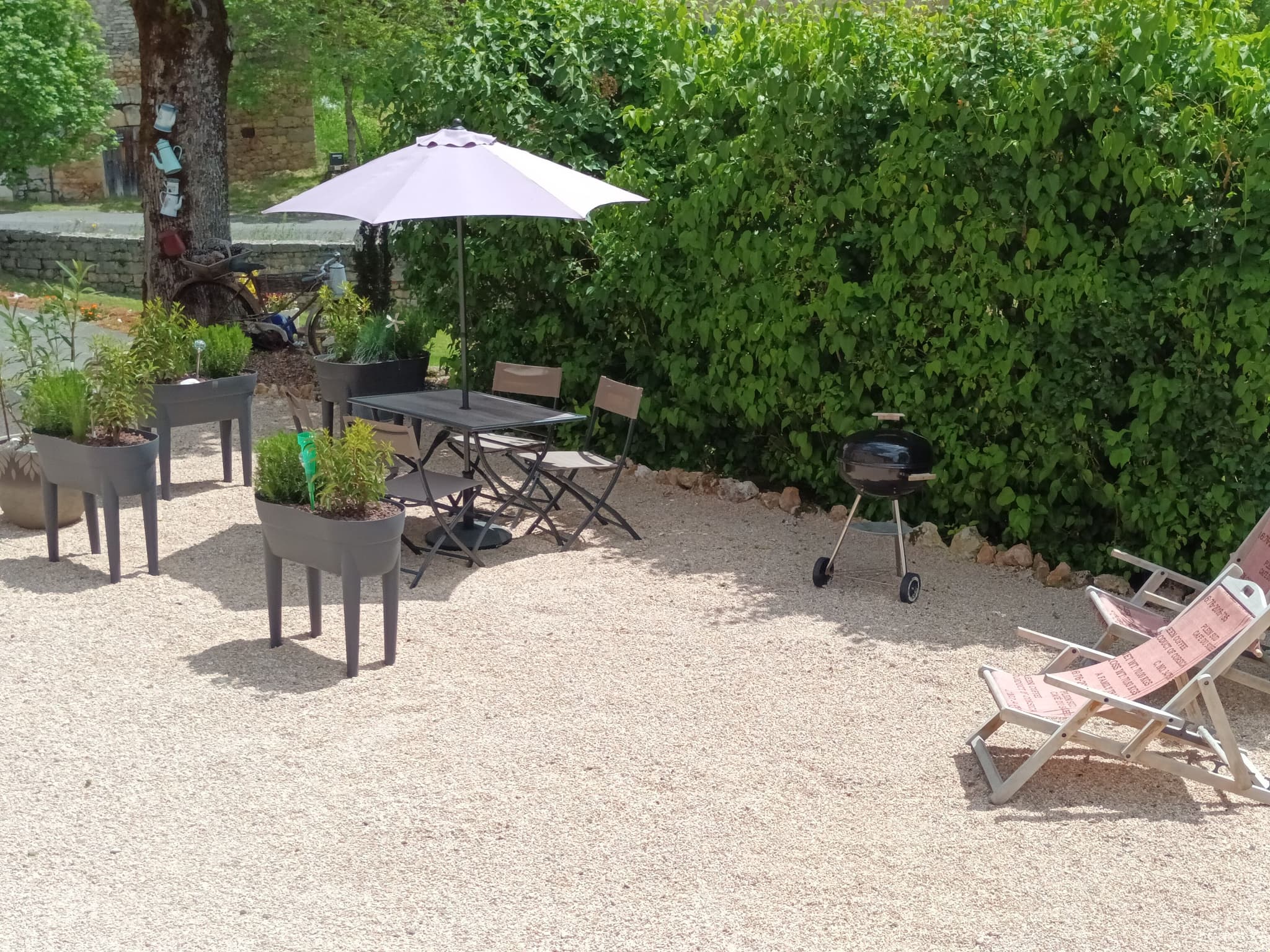 Espace repas extérieur