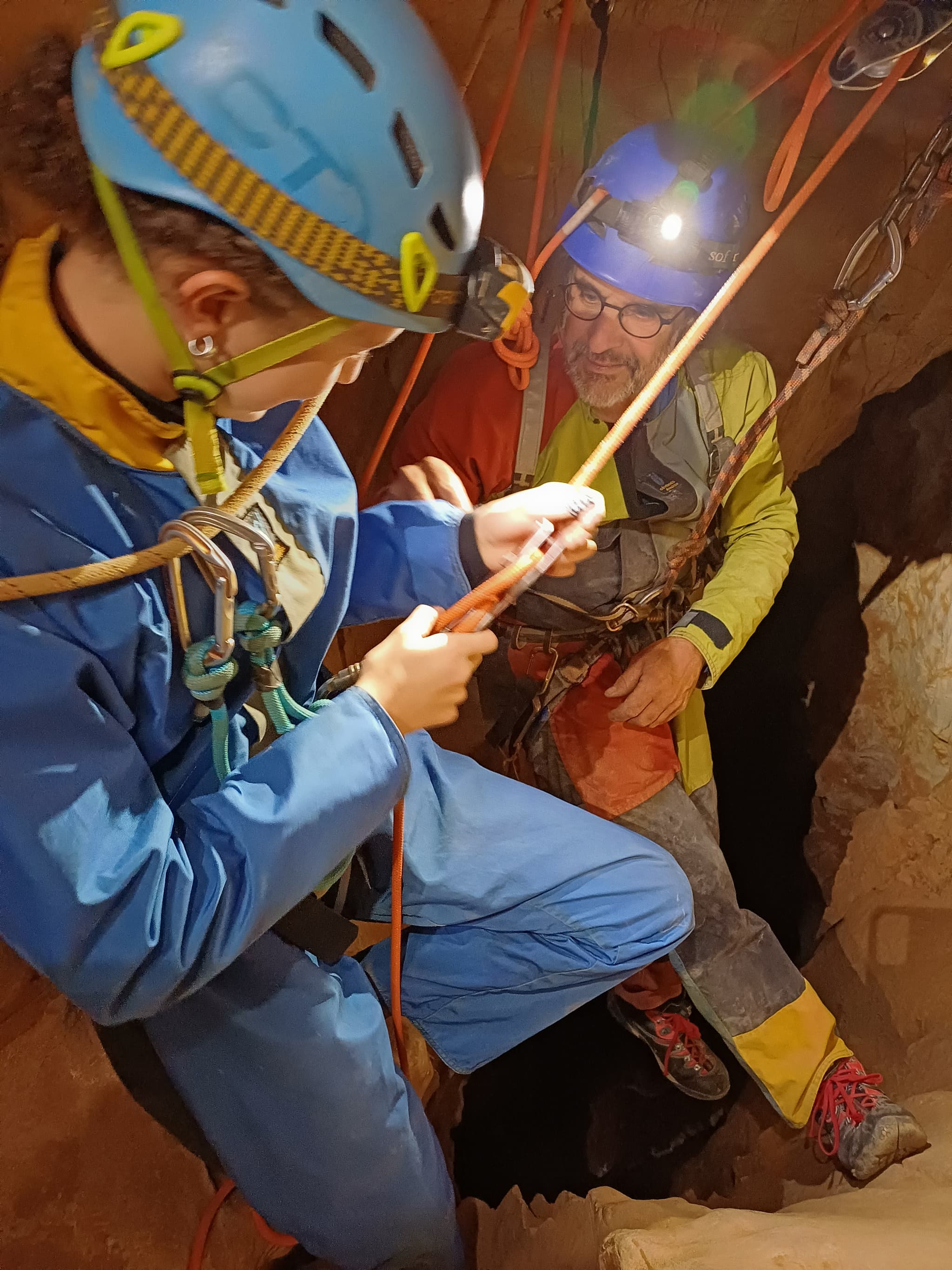 Spéléologie : Castelbouc 1 initiez-vous à la descente avec Tanara Aventure