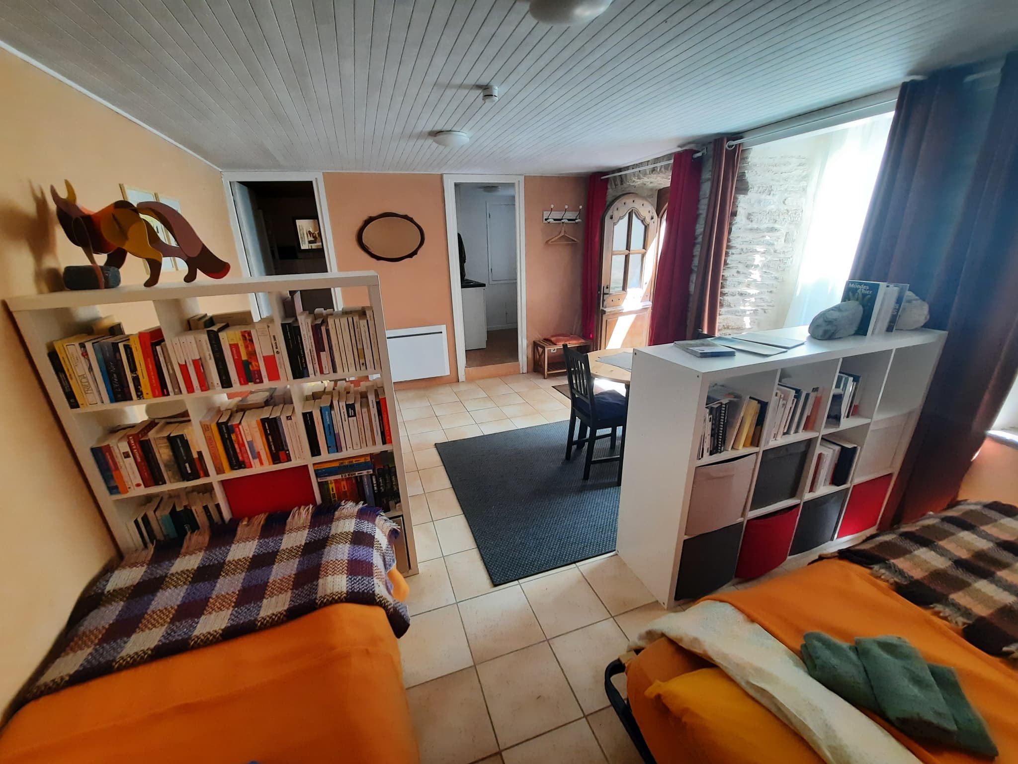 Studio 2