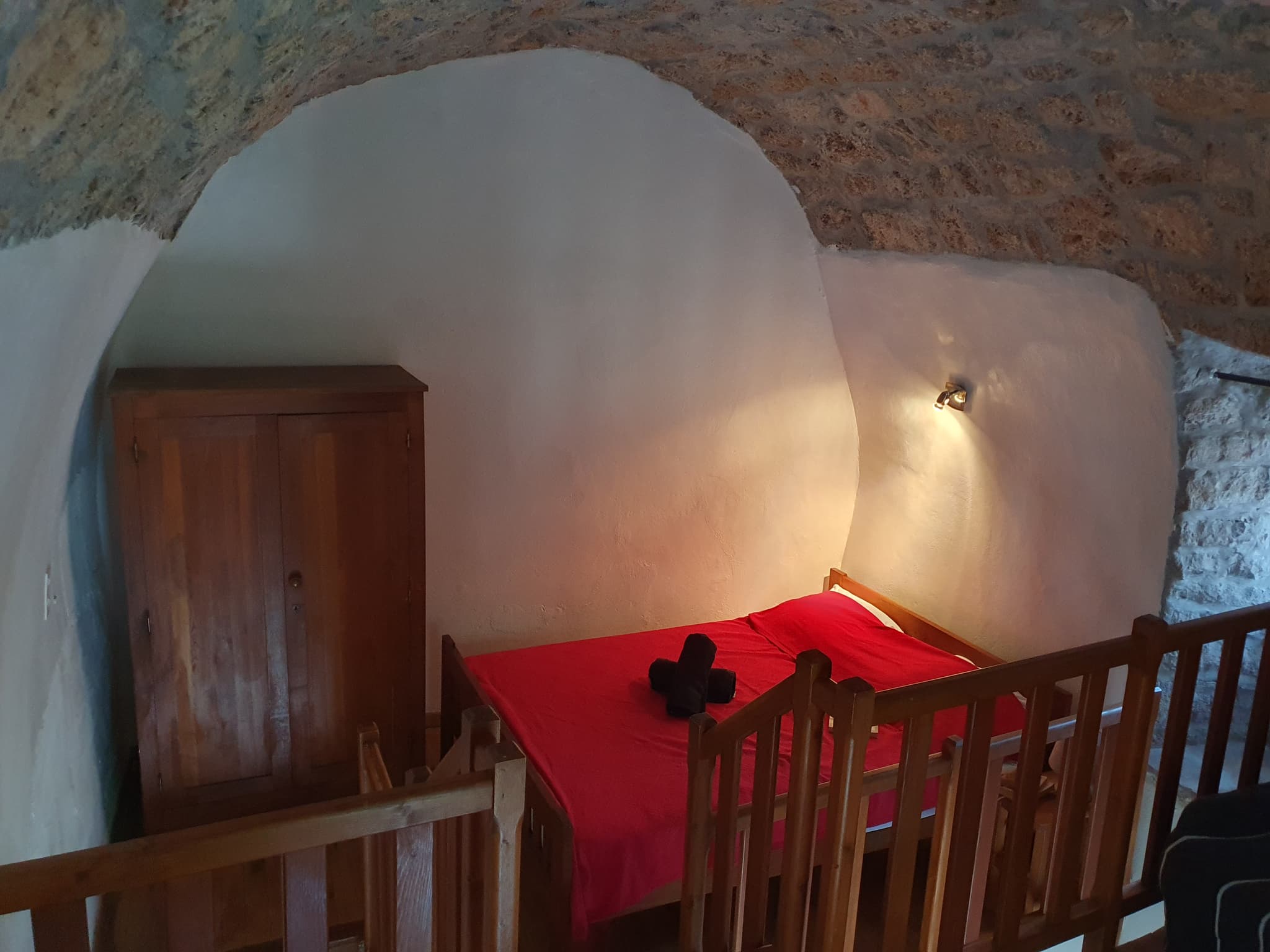 Chambre étage , côté lit