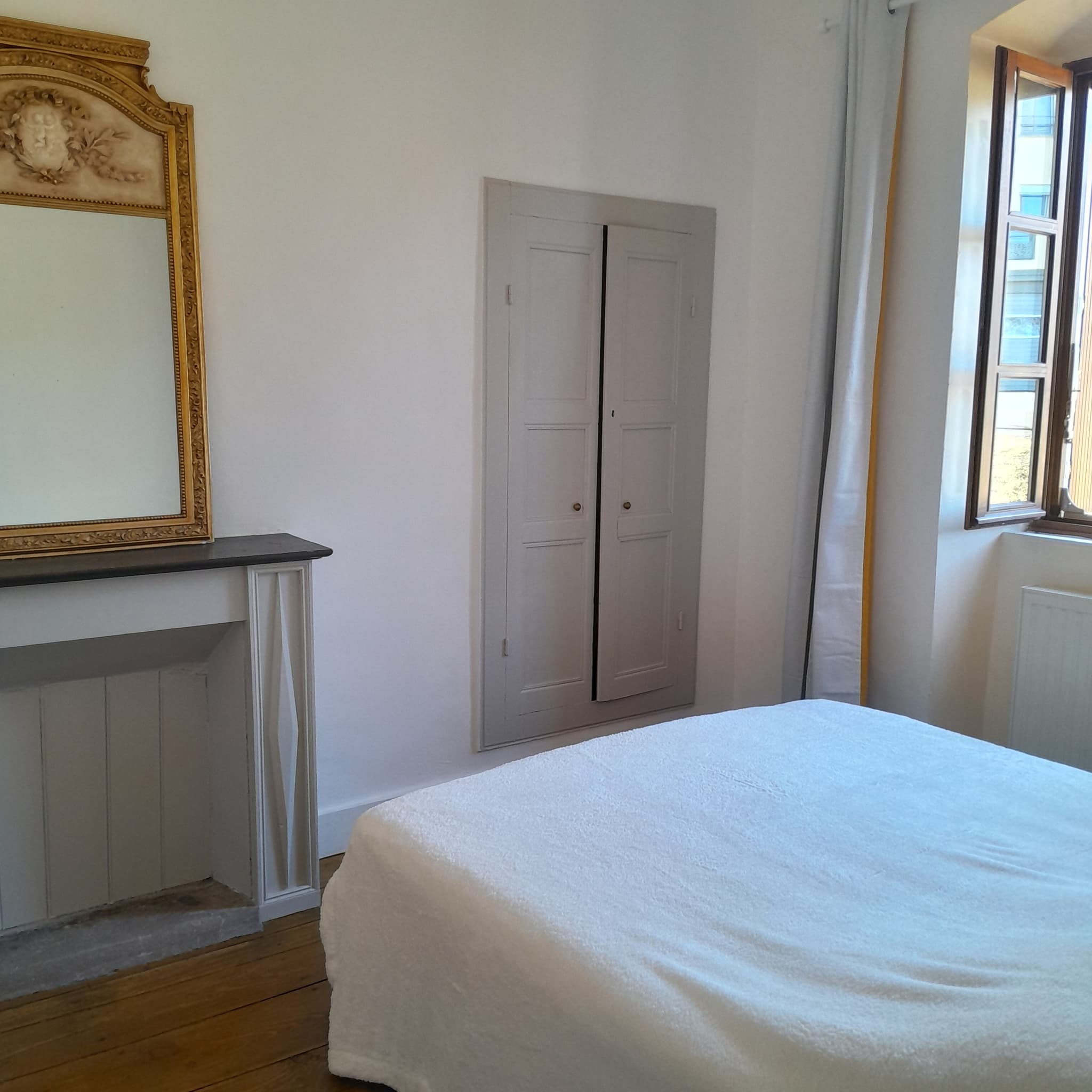 CHAMBRE LIT 160