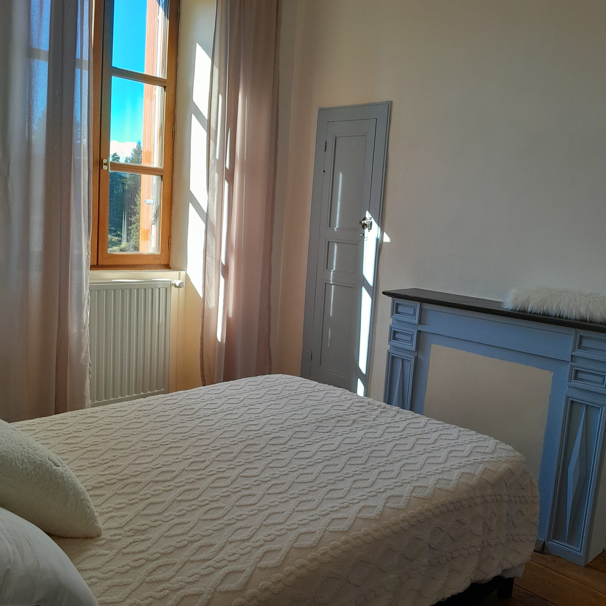 CHAMBRE LIT 140
