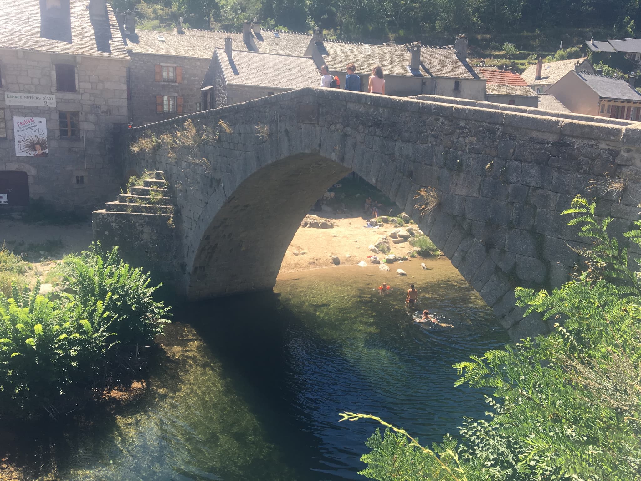 Pont / Tarn - village du Pont de Montvert - plage du Pont