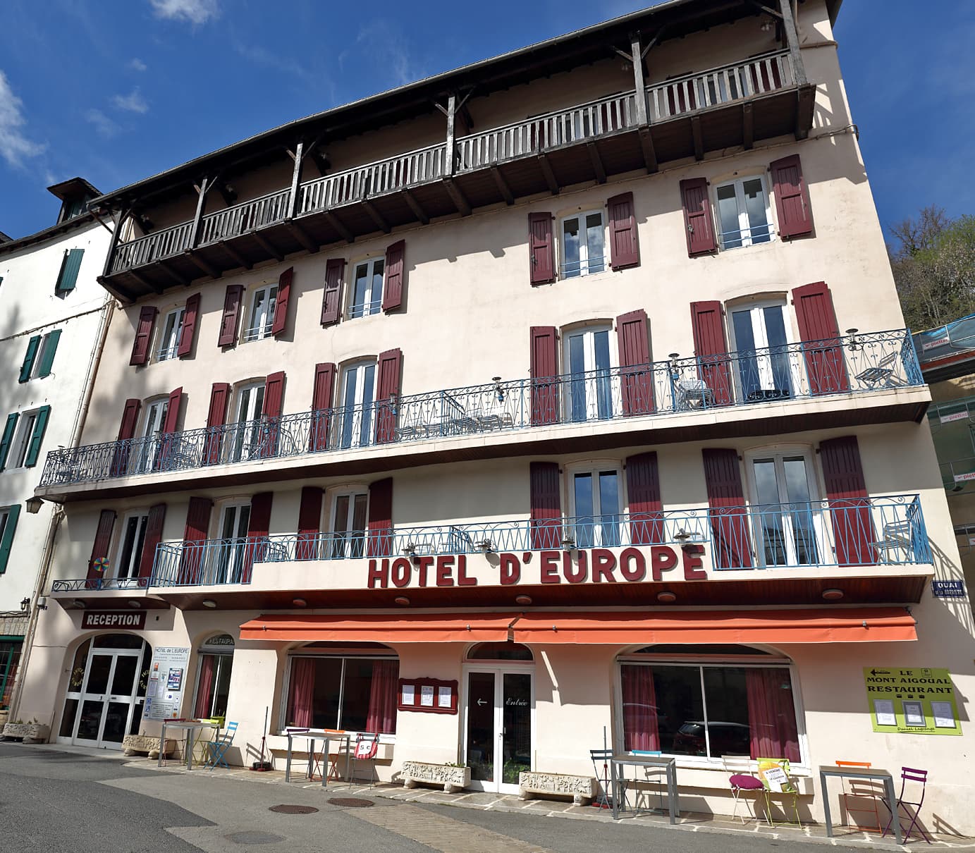 Façade Hôtel de l'europe Meyrueis