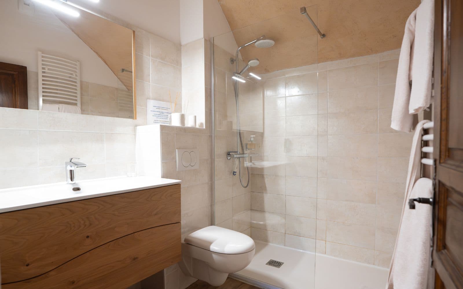 Chambre Vache: Salle de bain