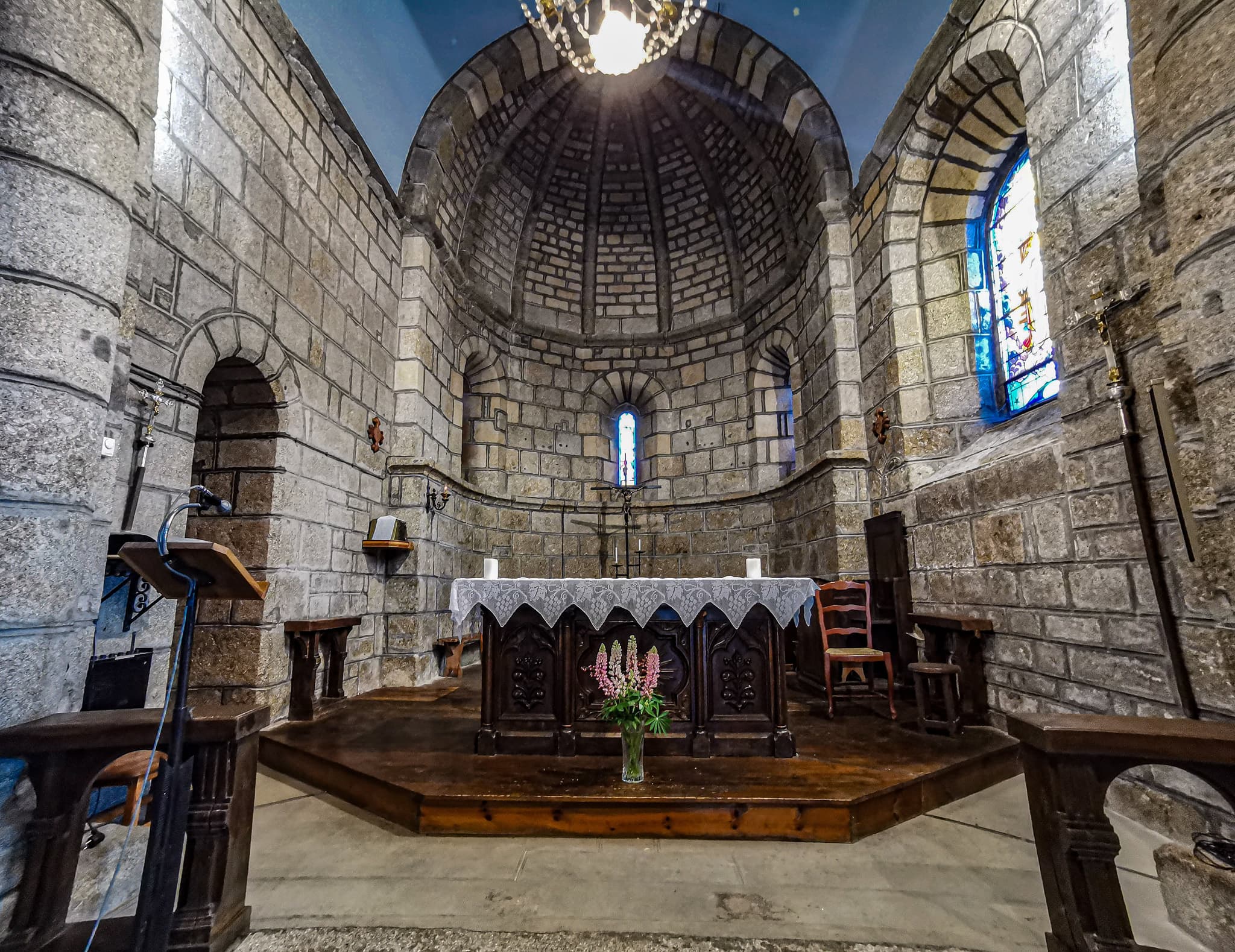 Chœur - Église Malbouzon