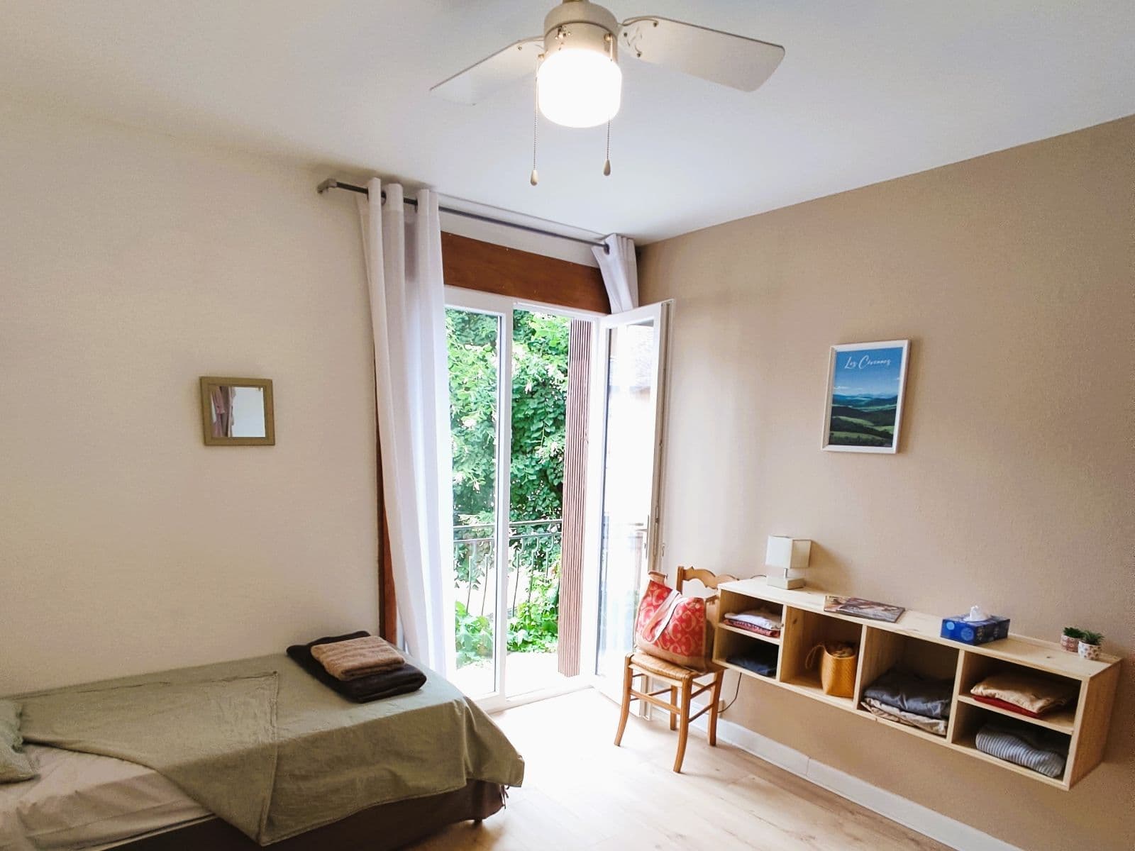 Maison Saury - Gite Le Balcon - Chambre Twwin