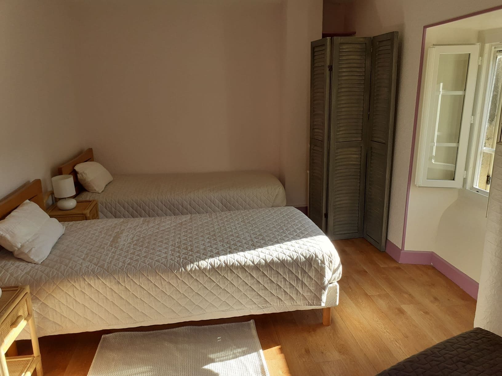 Chambre 2 lits en 90