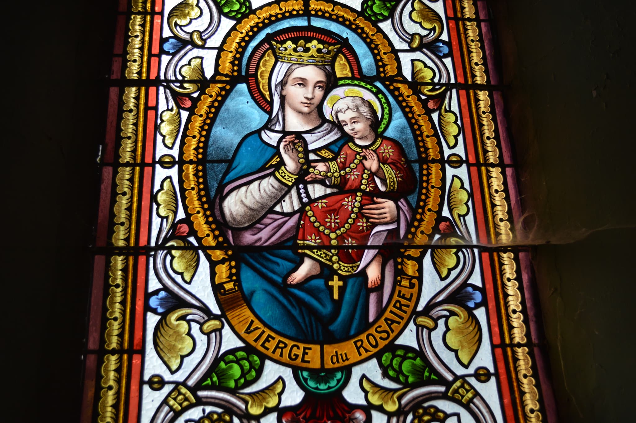 Eglise Saint-Antoine du Viala - vitrail chapelle sud