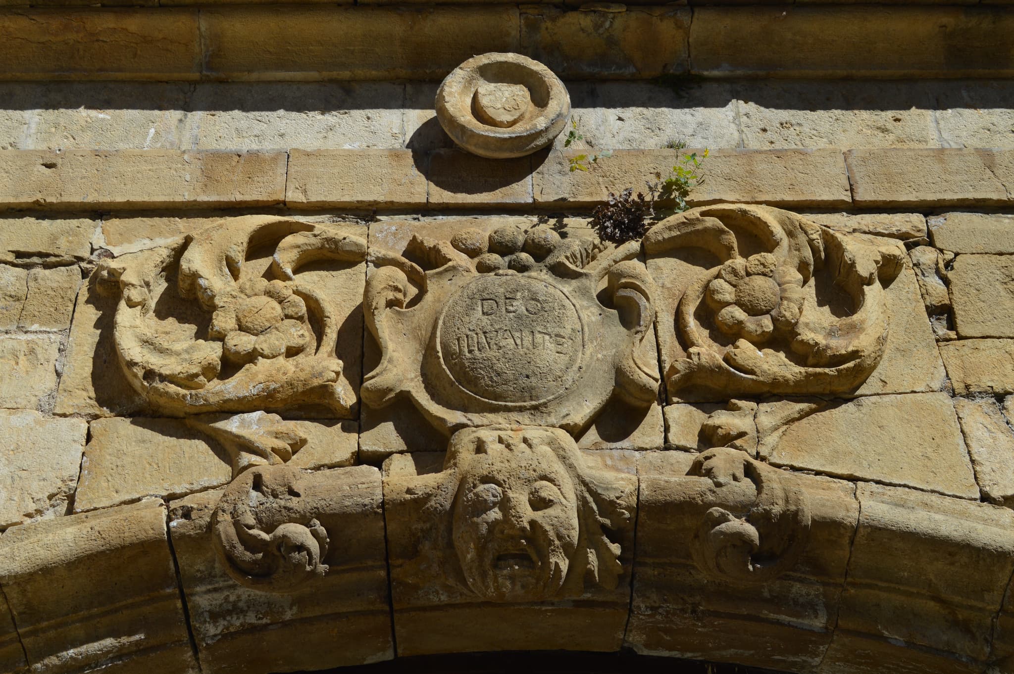 Portail du couvent des Ursulines - Ispagnac