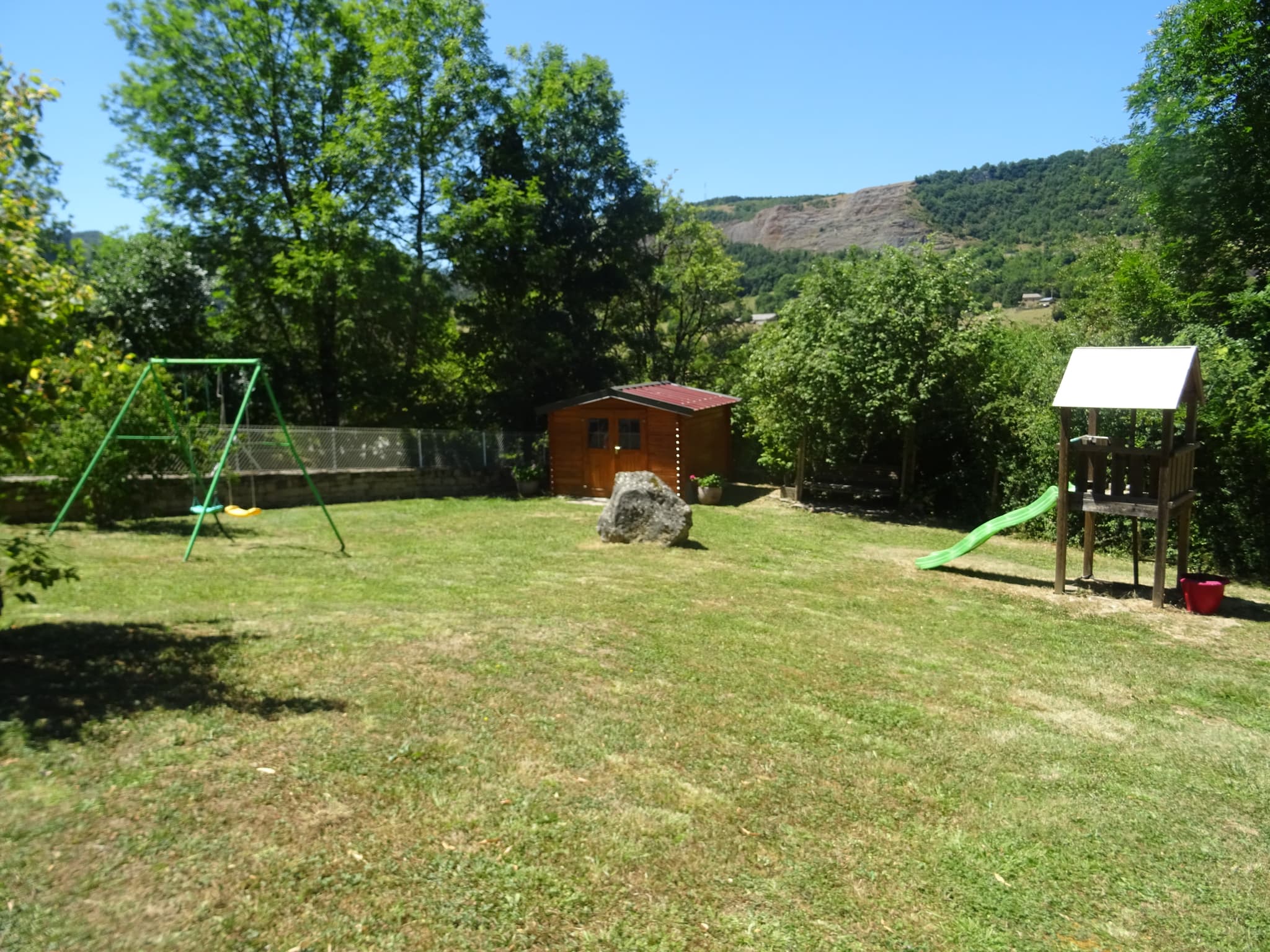 JARDIN COTURE : abri de jardin (jeux)