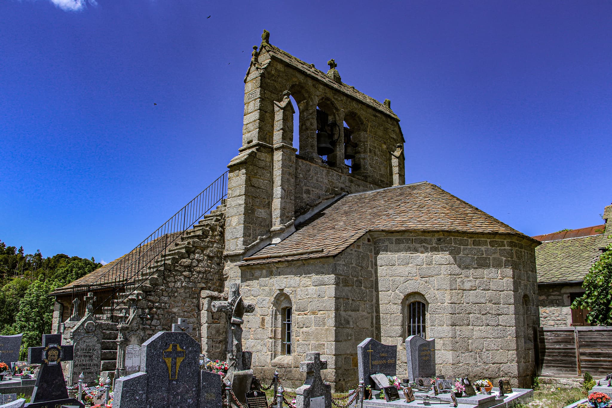 Église Fau de Peyre - vue générale extérieure