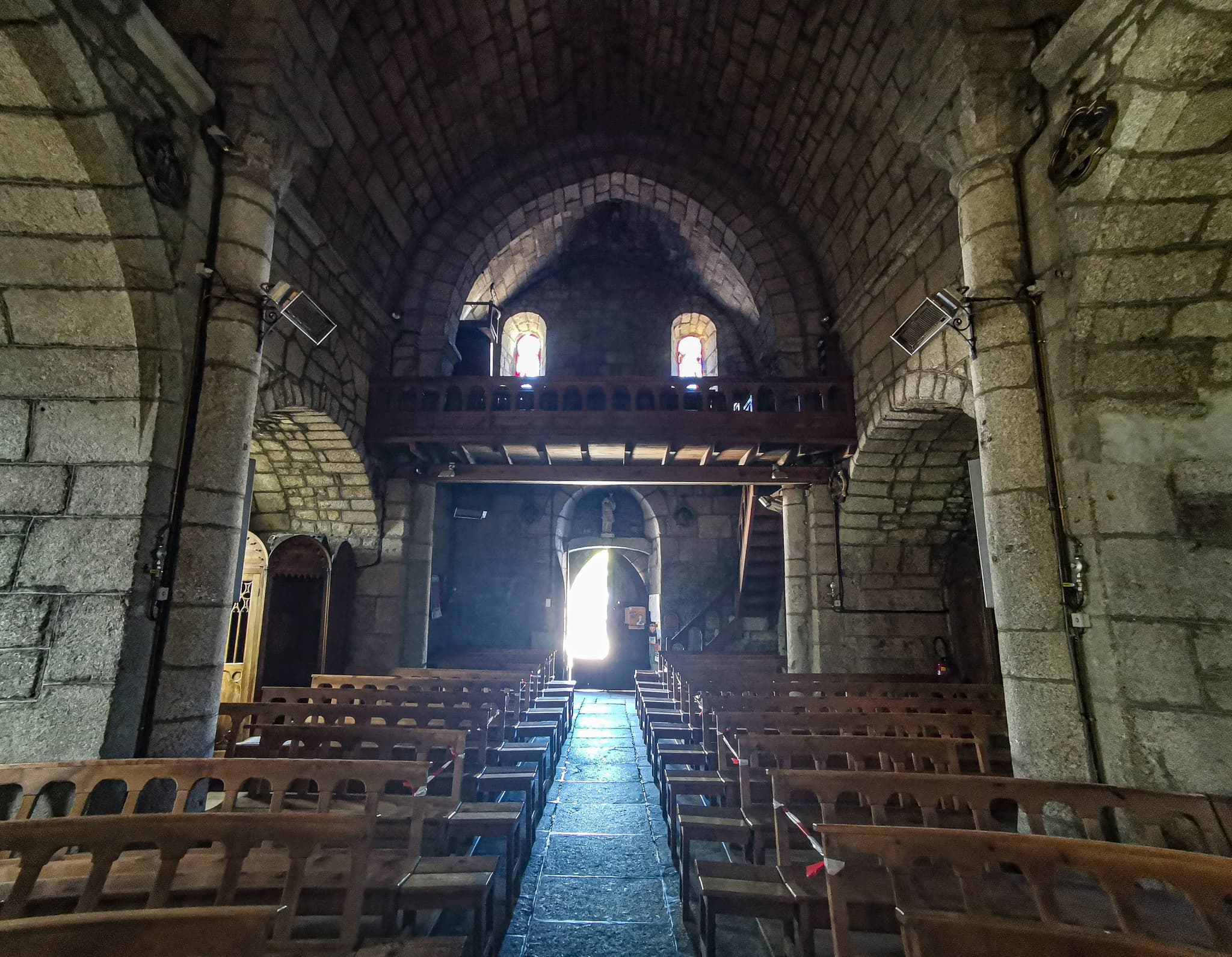 Église Fournels - vue vaisseau central