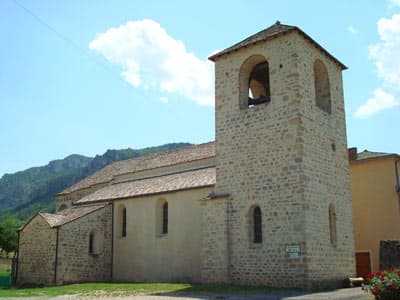 Eglise-Le-Rozier-3