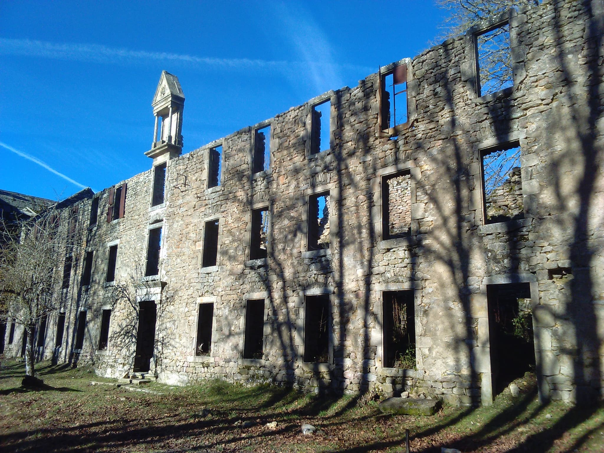 Facade de l'ancien orphelinat des Choisinets