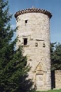 Tour dans le village de Naussac