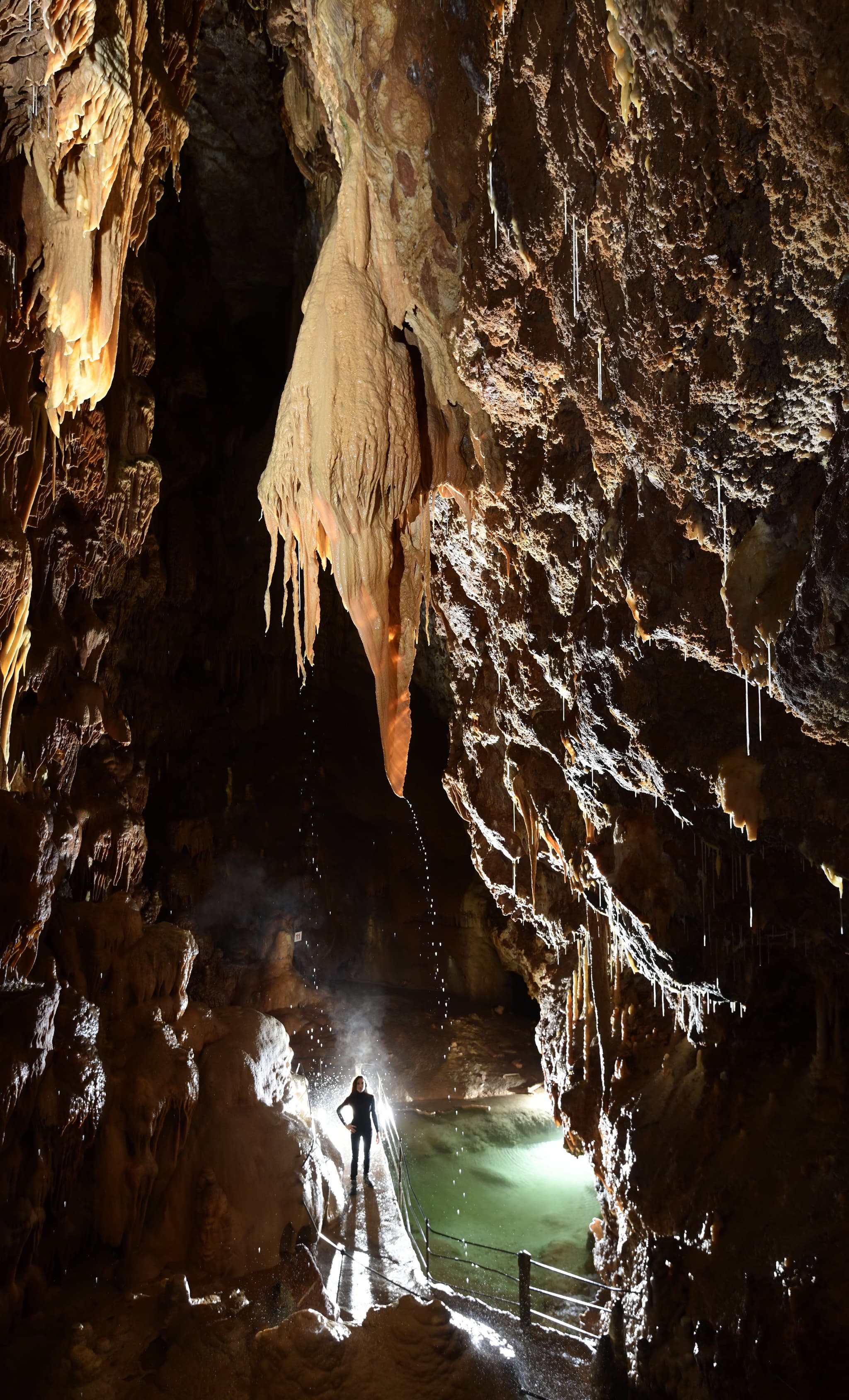 GROTTE-DARGILAN-ph-crochet-PR97