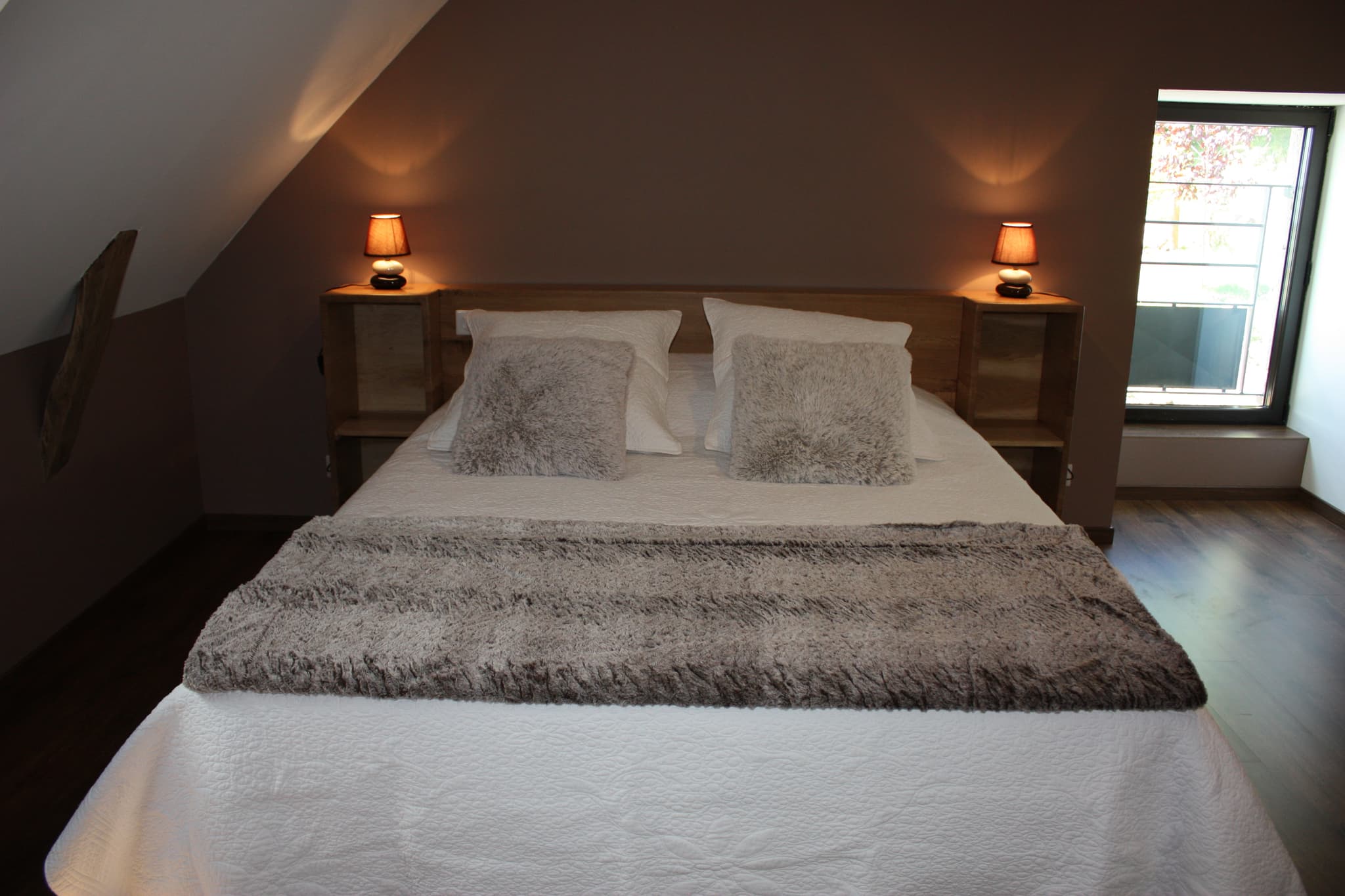 Chambre mansardée (à l'étage)
