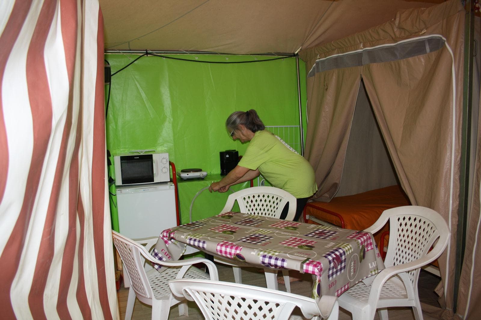 Intérieur bungalow toilé