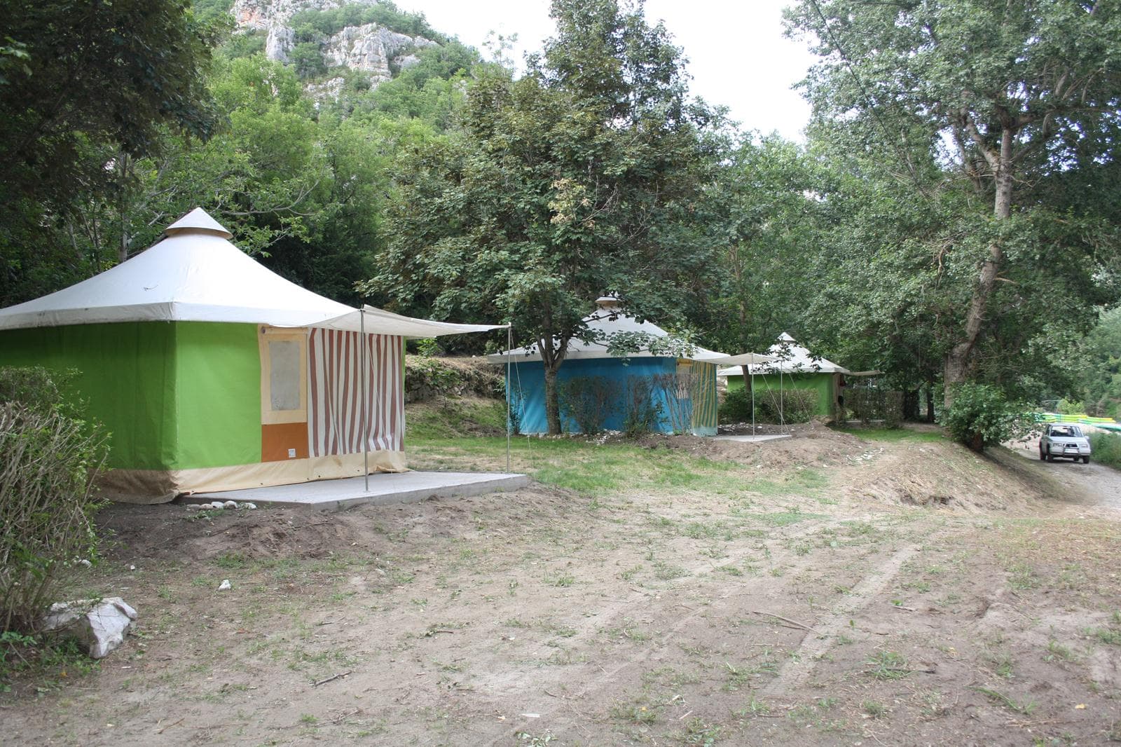 Bungalows toilés au Gabitou