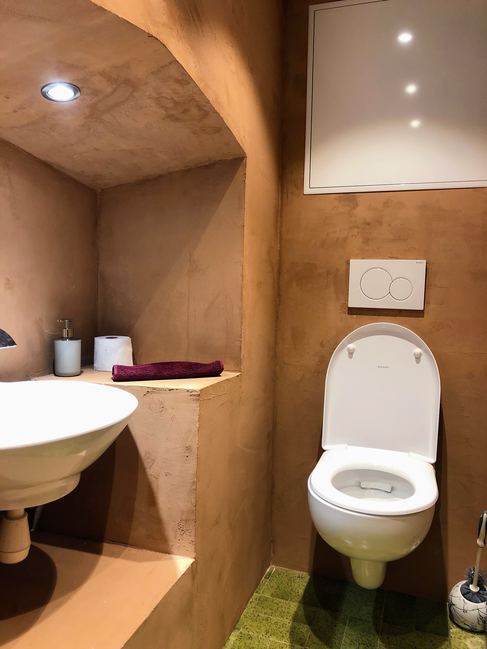 WC