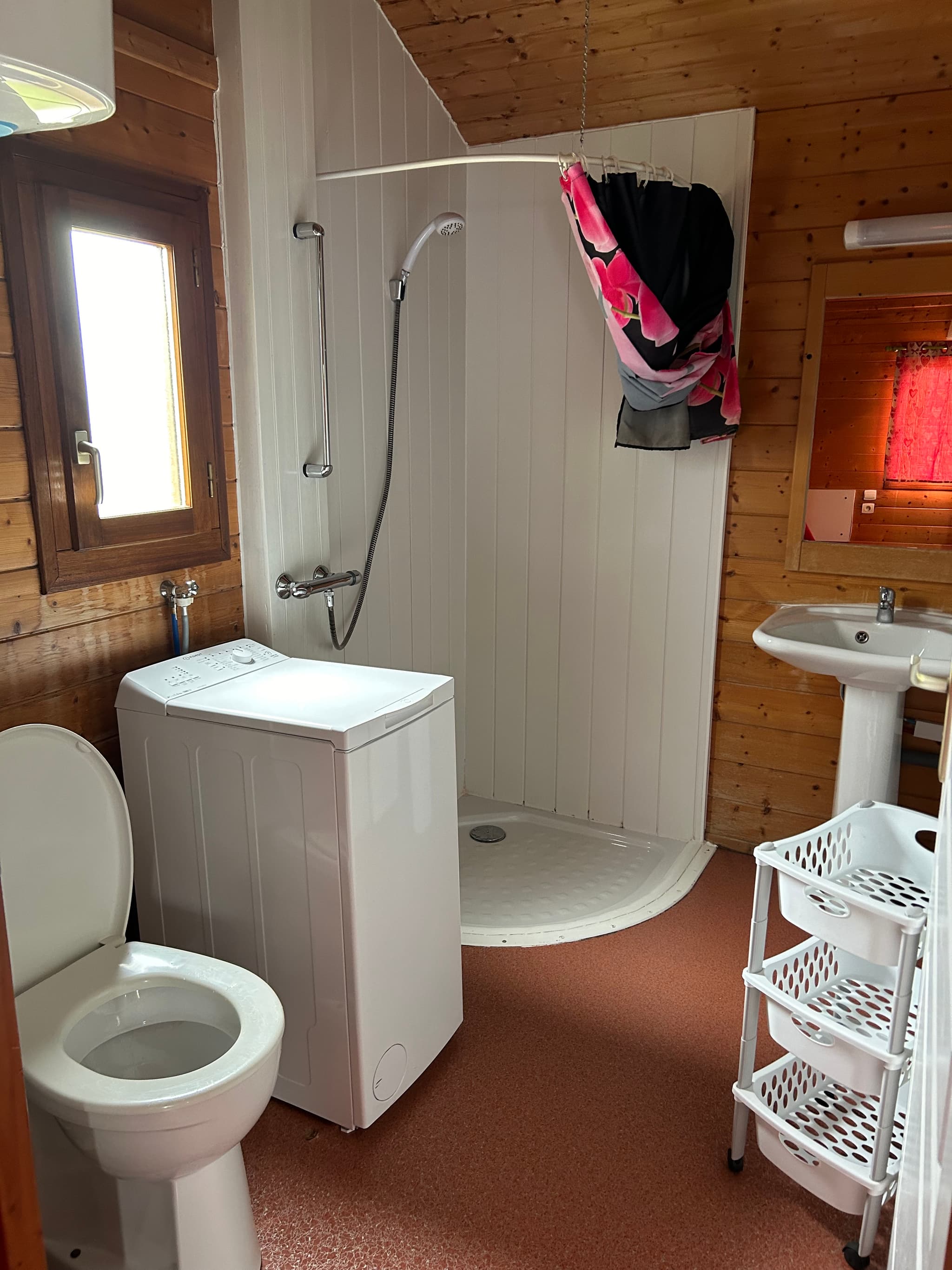 Salle de bain petit chalet