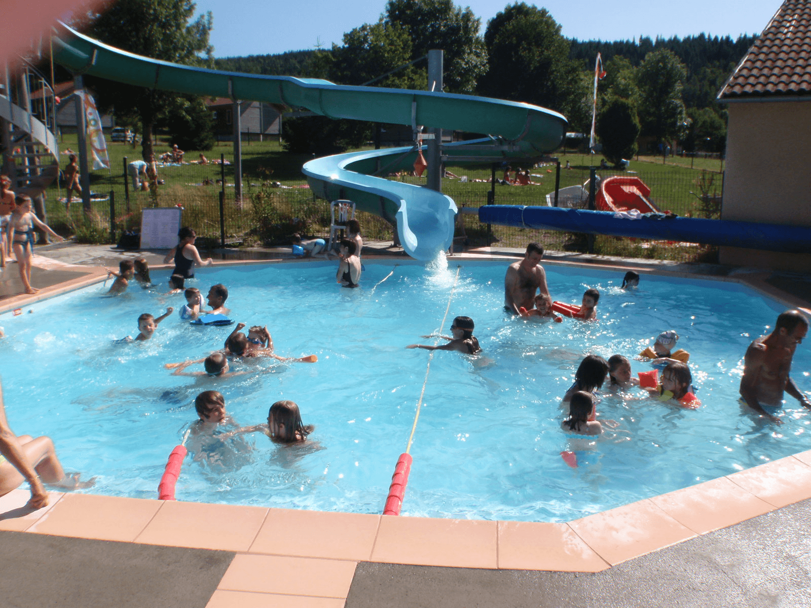Piscine d'été du Malzieu-Ville