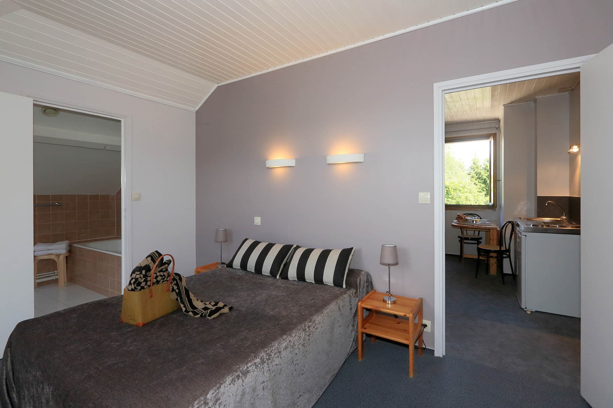 HOTEL LE BASTIDE