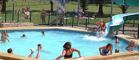 Piscine d'été du Malzieu-Ville
