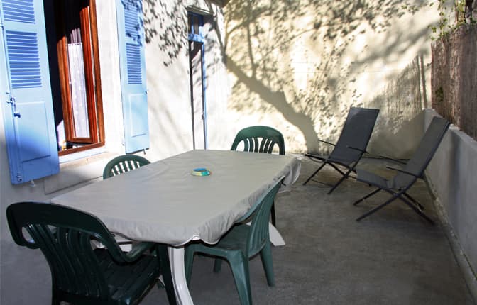Nivoliès - terrasse