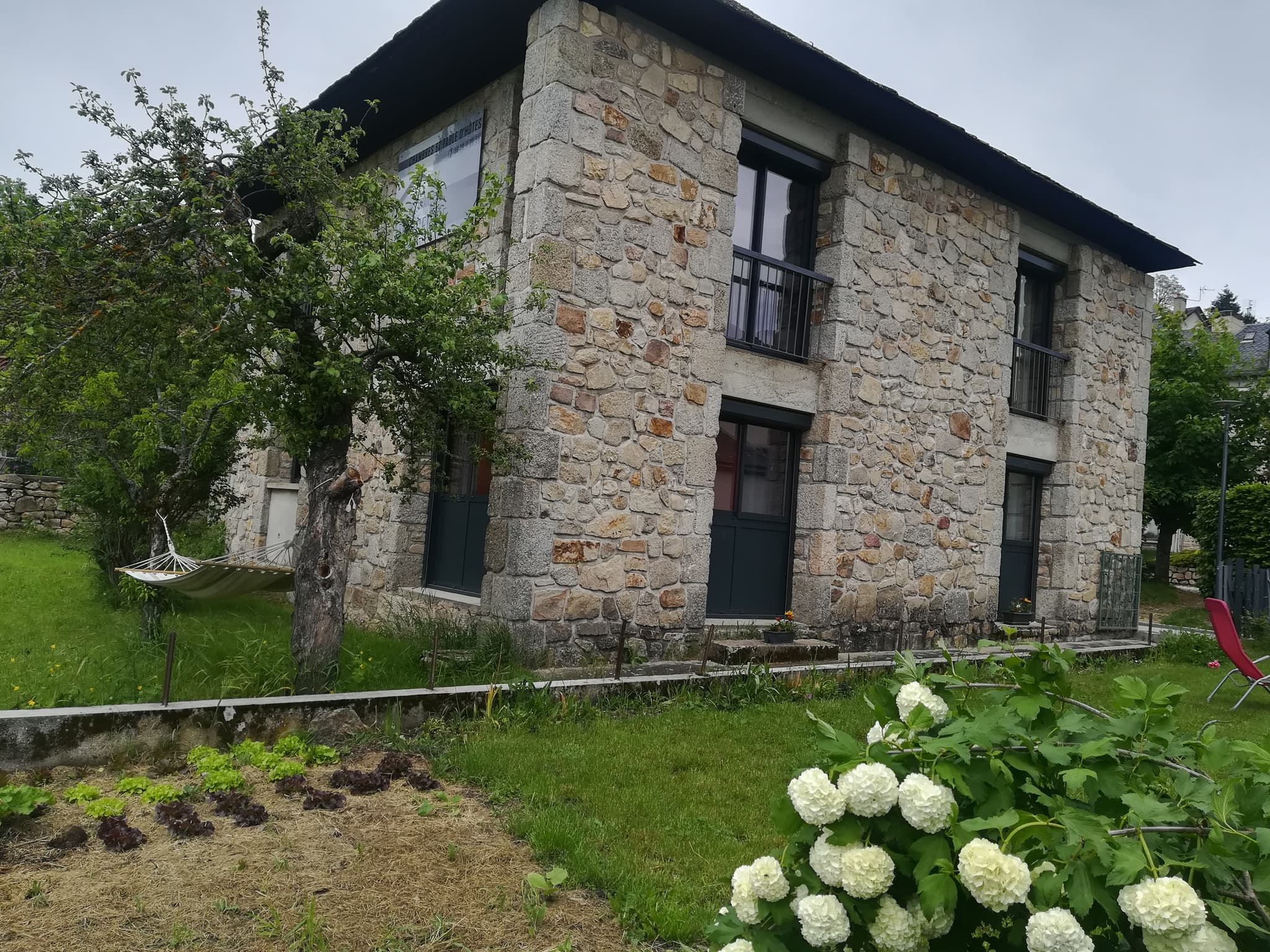 Notre maison vue du jardin